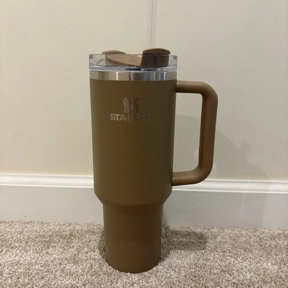 Stanley 40oz H2.0 Flowstate Tumbler Hearth & Hand with Magnolia Basic Brown - Picture 3 of 8